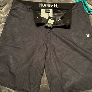 Grey Hurley short